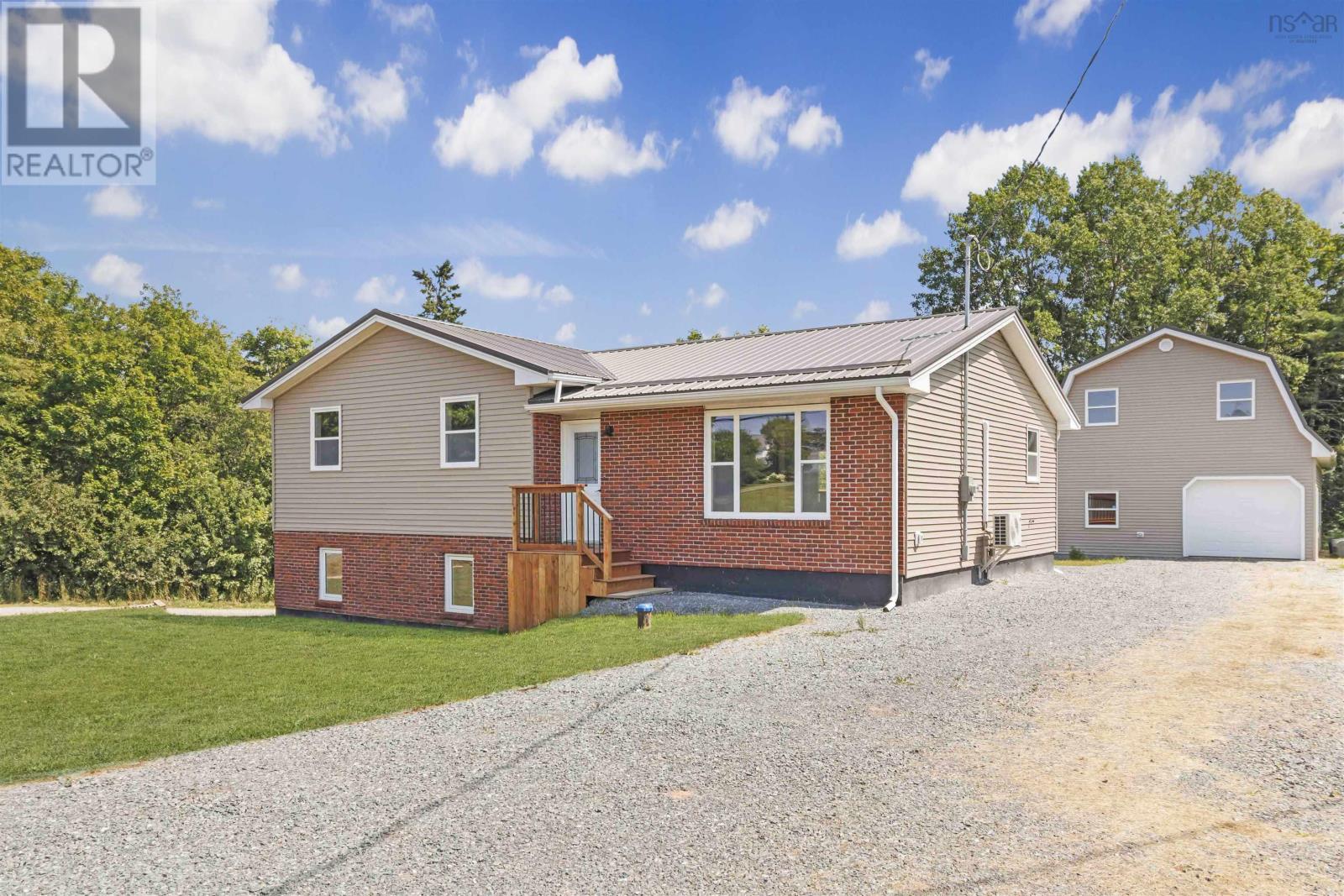 39 Robinson Road, Mill Village, Nova Scotia  B0N 2H0 - Photo 8 - 202521957