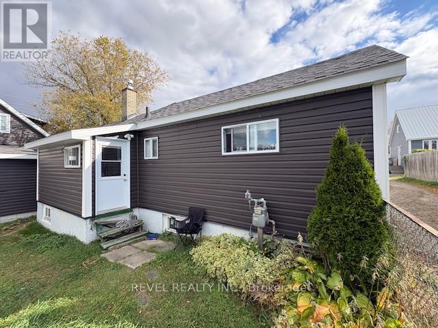 51-53 Kent Avenue, Timmins, Ontario  P4N 3B7 - Photo 4 - T12448890