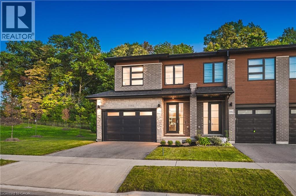 884 Robert Ferrie Drive, Kitchener, Ontario  N2R 0P2 - Photo 2 - 40766614