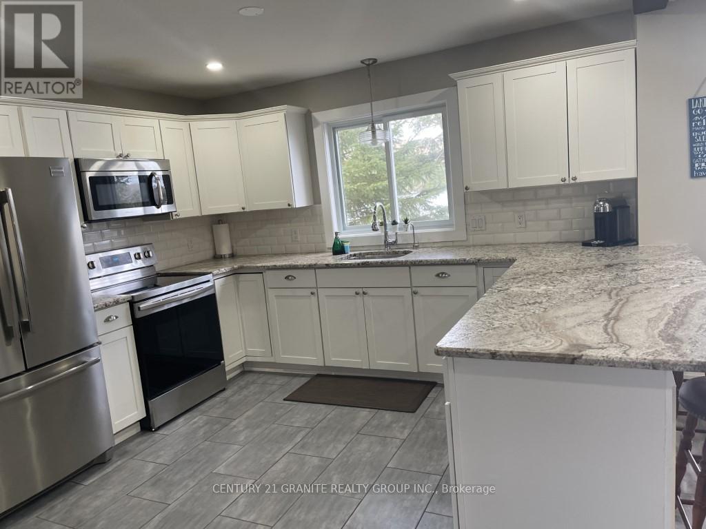1038 Squirrel Lane, Highlands East, Ontario  K0L 1C0 - Photo 15 - X12449301