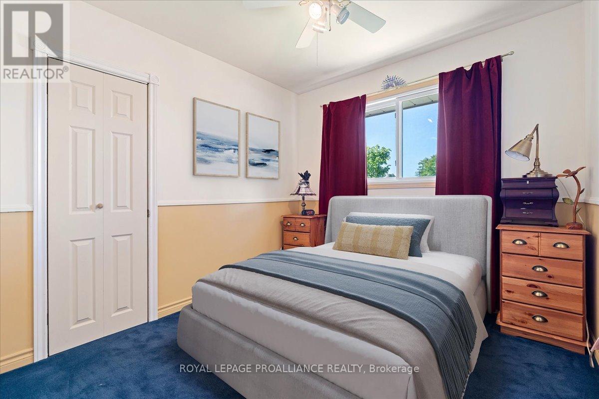 106 Lemoine Street, Belleville, Ontario  K8P 4H1 - Photo 20 - X12449312