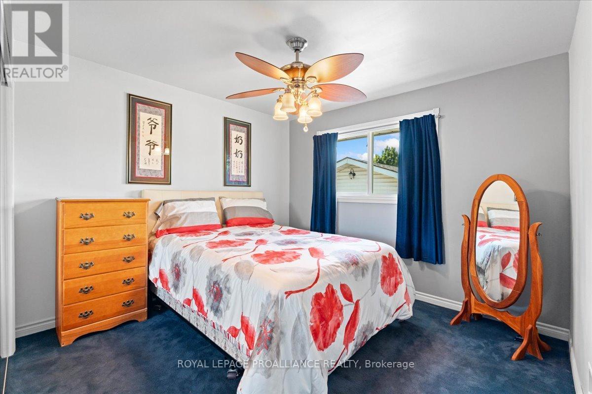 106 Lemoine Street, Belleville, Ontario  K8P 4H1 - Photo 22 - X12449312