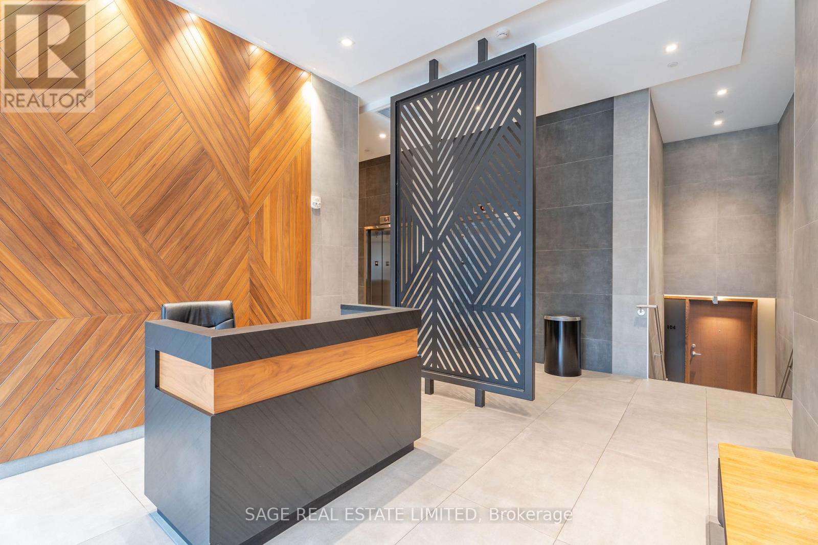 404 - 1331 Queen Street E, Toronto, Ontario  M4L 0B1 - Photo 26 - E12449070