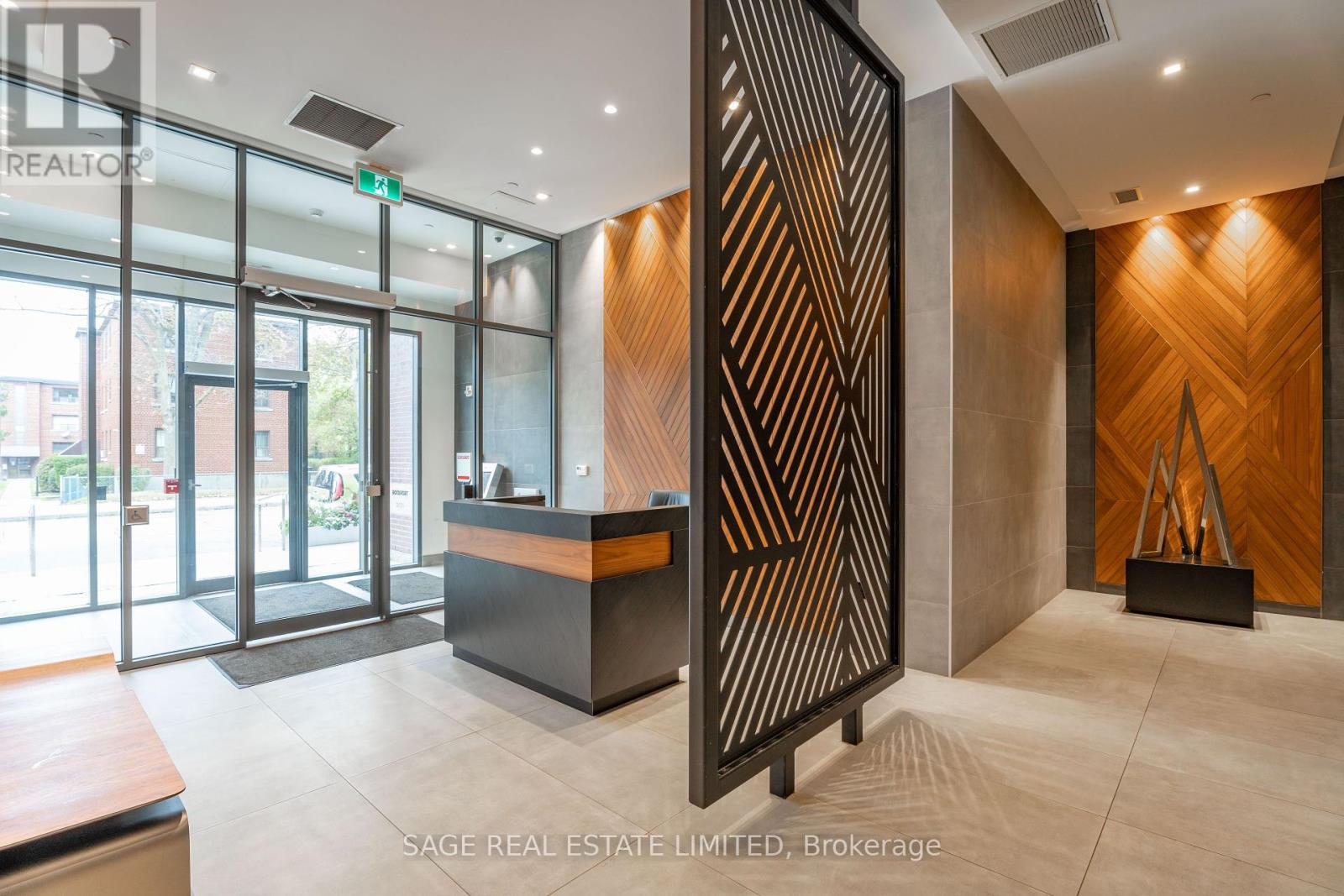 404 - 1331 Queen Street E, Toronto, Ontario  M4L 0B1 - Photo 27 - E12449070
