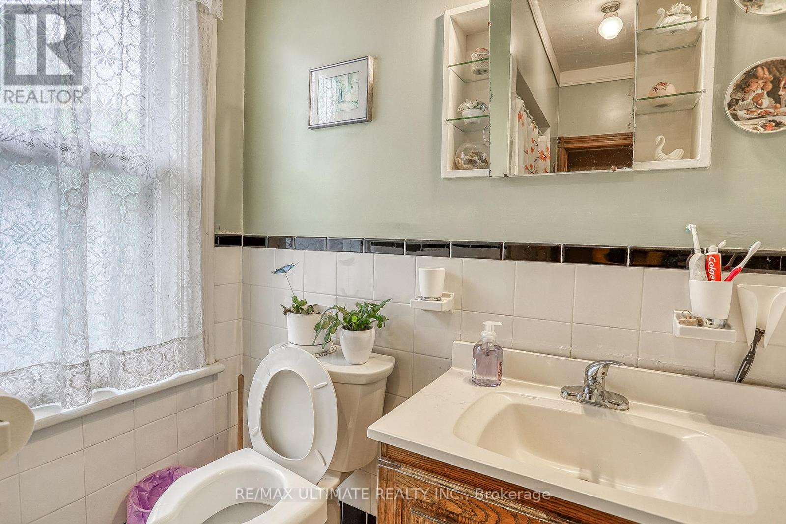 544 Bellamy Road N, Toronto (Woburn), Ontario  M1H 1G4 - Photo 24 - E12449072