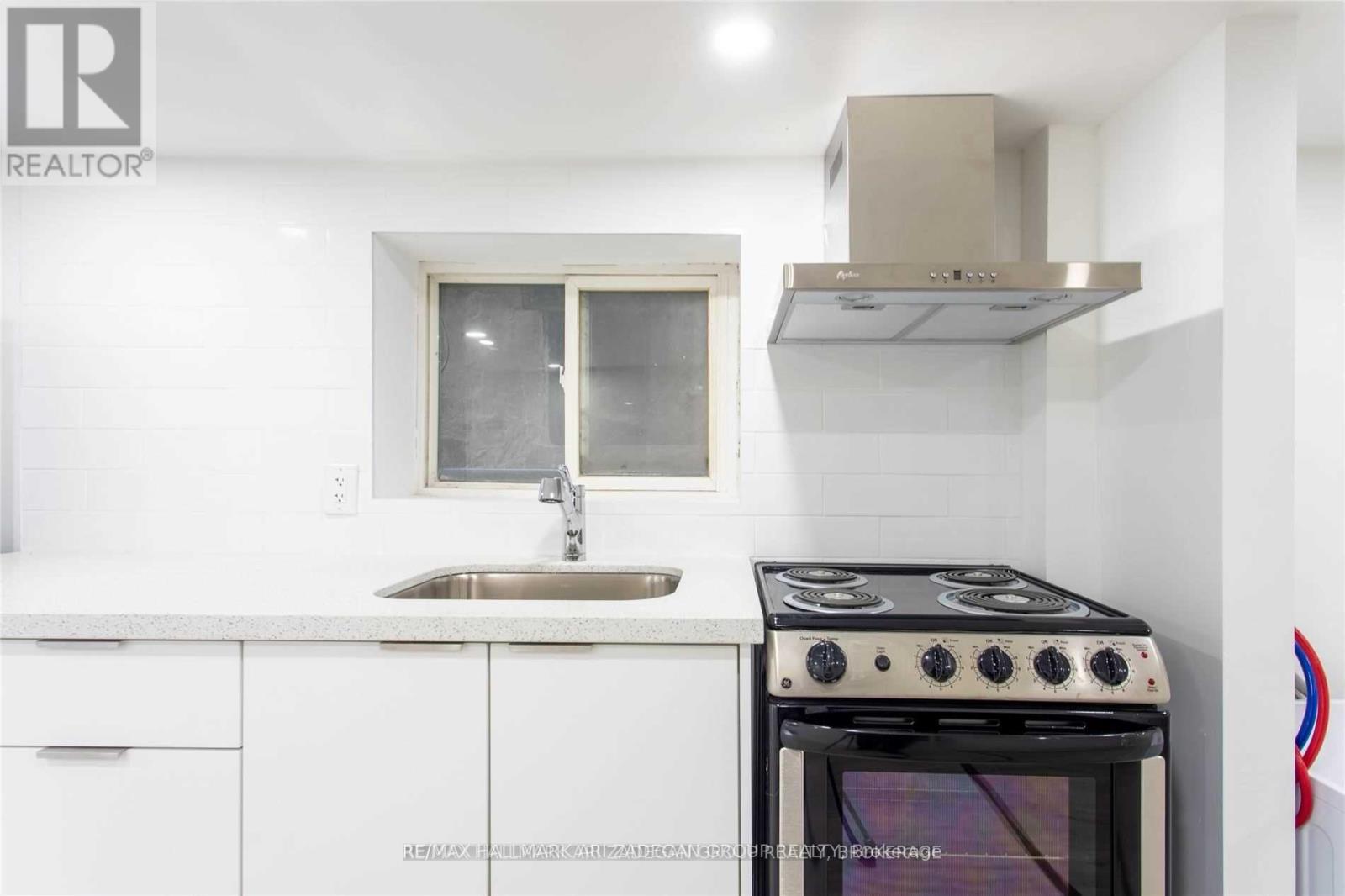 Lowe Fl - 138 Booth Avenue, Toronto, Ontario  M4M 2M4 - Photo 11 - E12449077