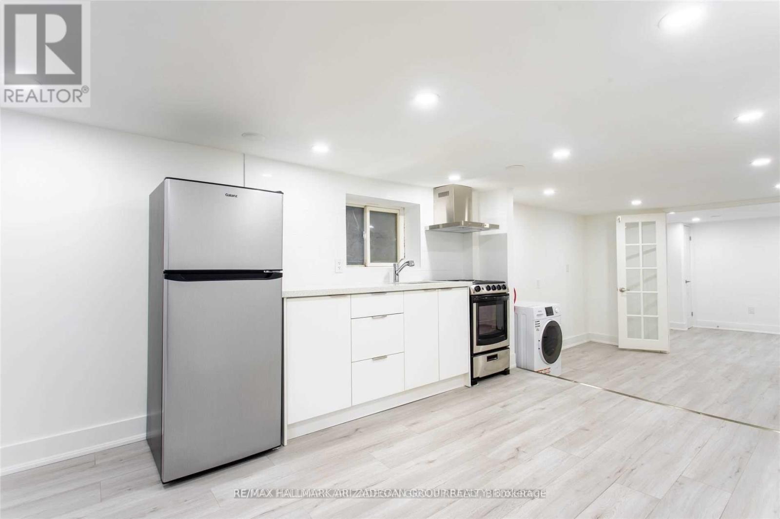 Lowe Fl - 138 Booth Avenue, Toronto, Ontario  M4M 2M4 - Photo 12 - E12449077