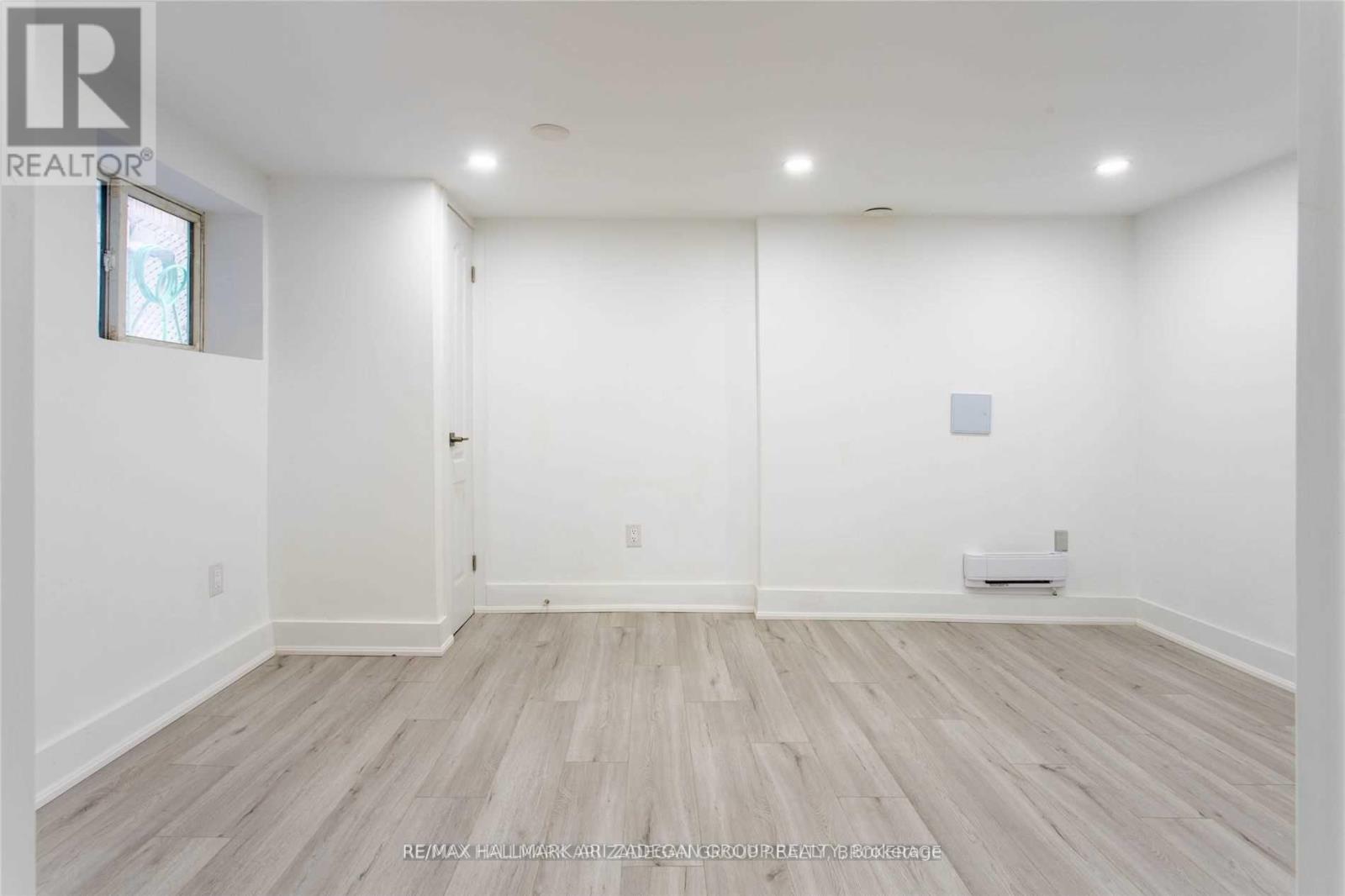 Lowe Fl - 138 Booth Avenue, Toronto, Ontario  M4M 2M4 - Photo 5 - E12449077