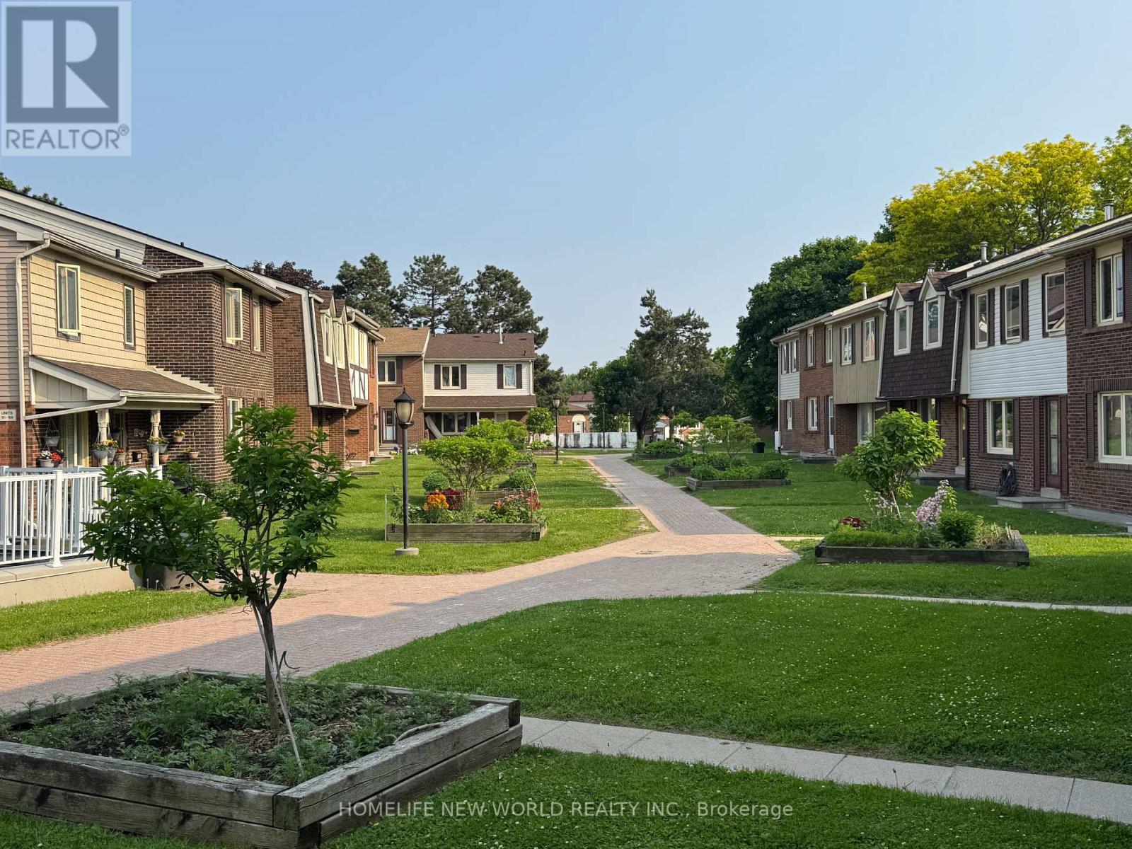148 - 270 TIMBERBANK BOULEVARD, Toronto, Ontario