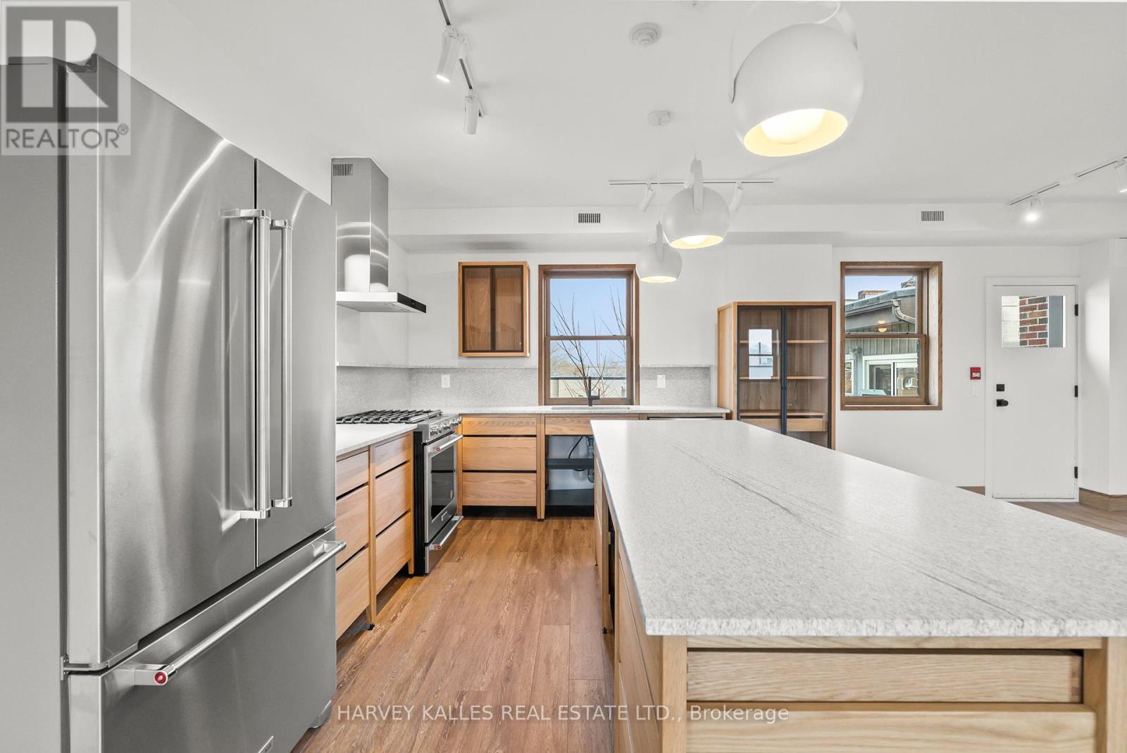 2 - 663 Greenwood Avenue, Toronto, Ontario  M4J 4B3 - Photo 31 - E12449147
