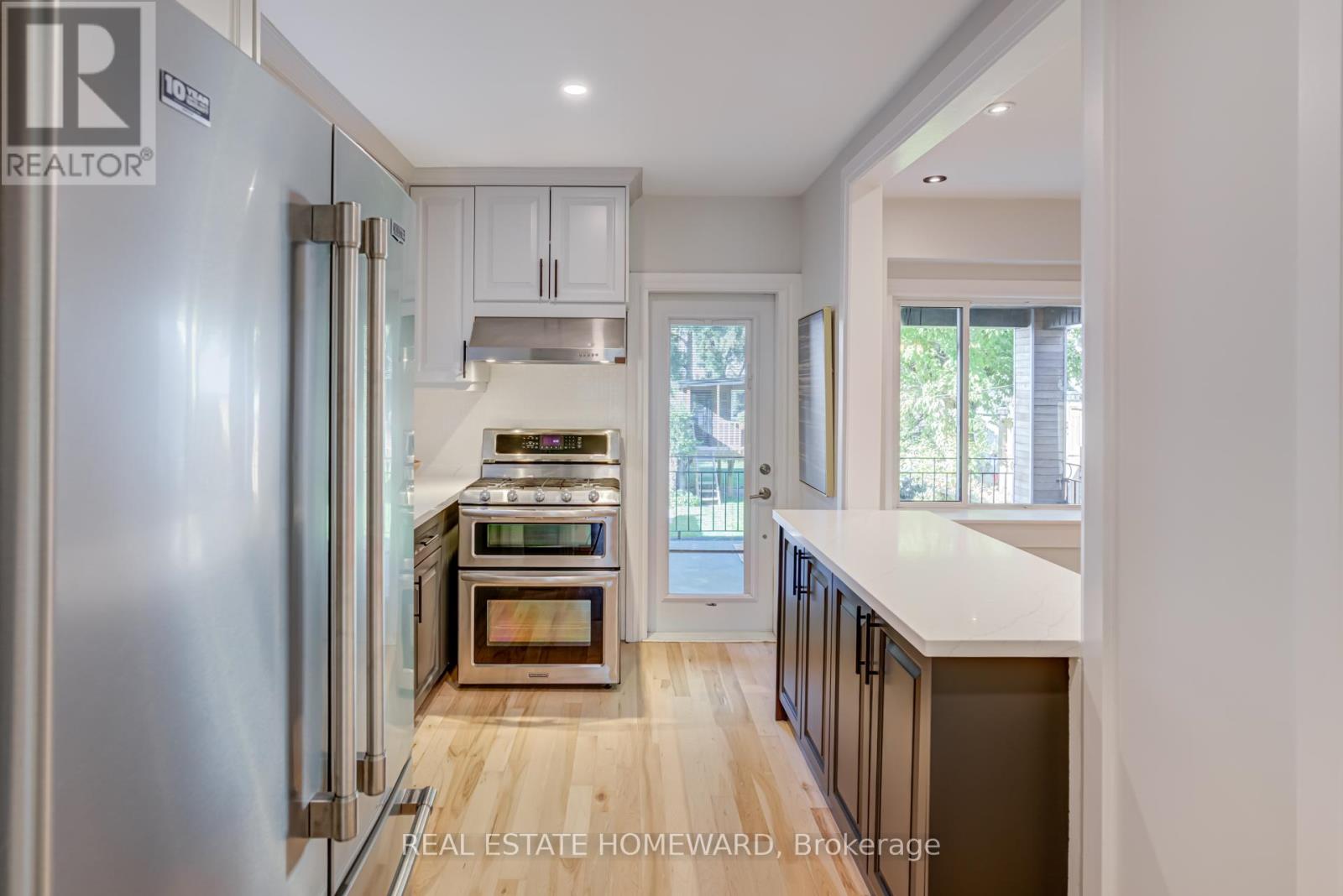 292 Glebeholme Boulevard, Toronto, Ontario  M4J 1T2 - Photo 12 - E12449193