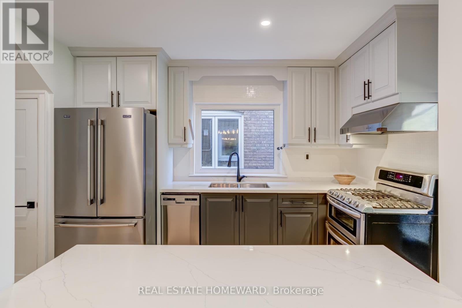 292 Glebeholme Boulevard, Toronto, Ontario  M4J 1T2 - Photo 14 - E12449193