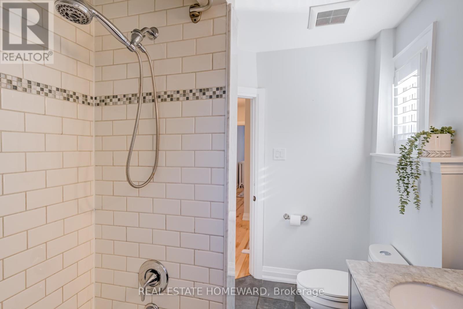 292 Glebeholme Boulevard, Toronto, Ontario  M4J 1T2 - Photo 28 - E12449193