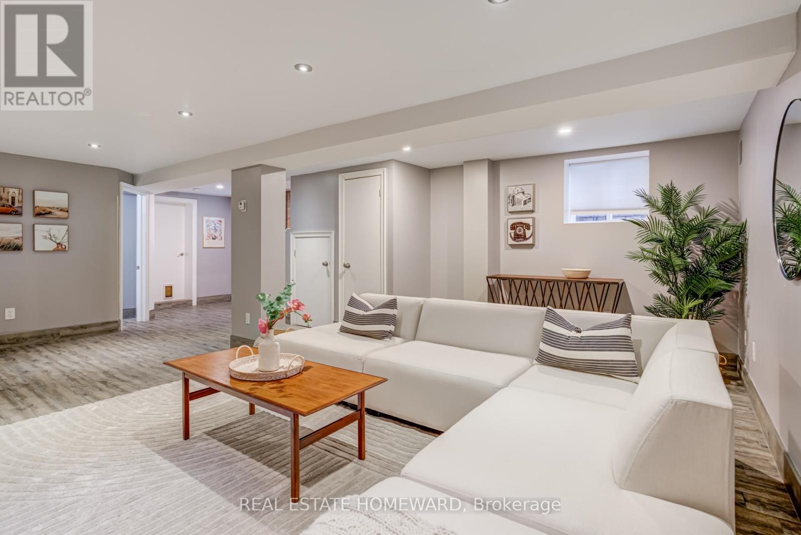 292 Glebeholme Boulevard, Toronto, Ontario  M4J 1T2 - Photo 33 - E12449193