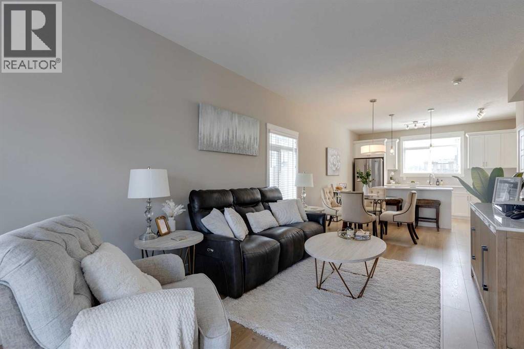19 Sage Bluff Gate Nw, Calgary, Alberta  T3R 1T5 - Photo 4 - A2250553