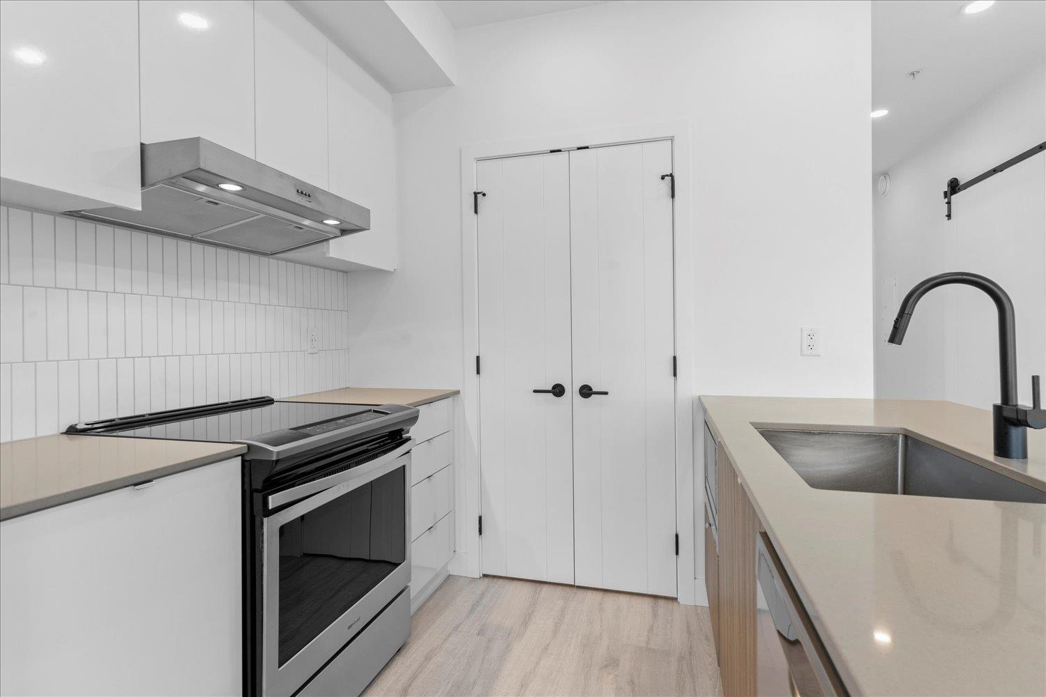 509 32838 Landeau Place, Abbotsford, British Columbia  V2S 6S6 - Photo 14 - R3046802