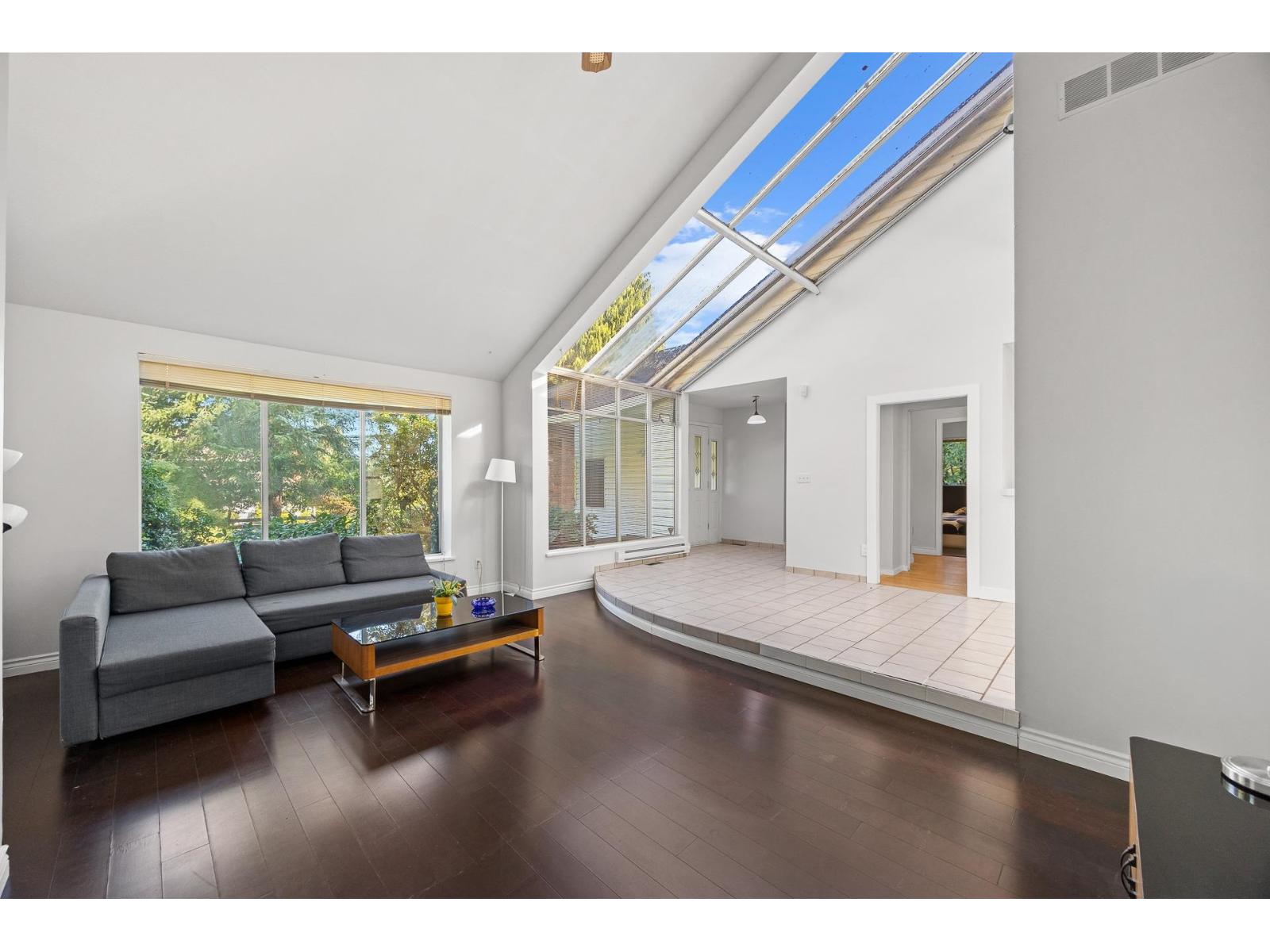17138 26a Avenue, Surrey, British Columbia  V3Z 0B3 - Photo 4 - R3055888