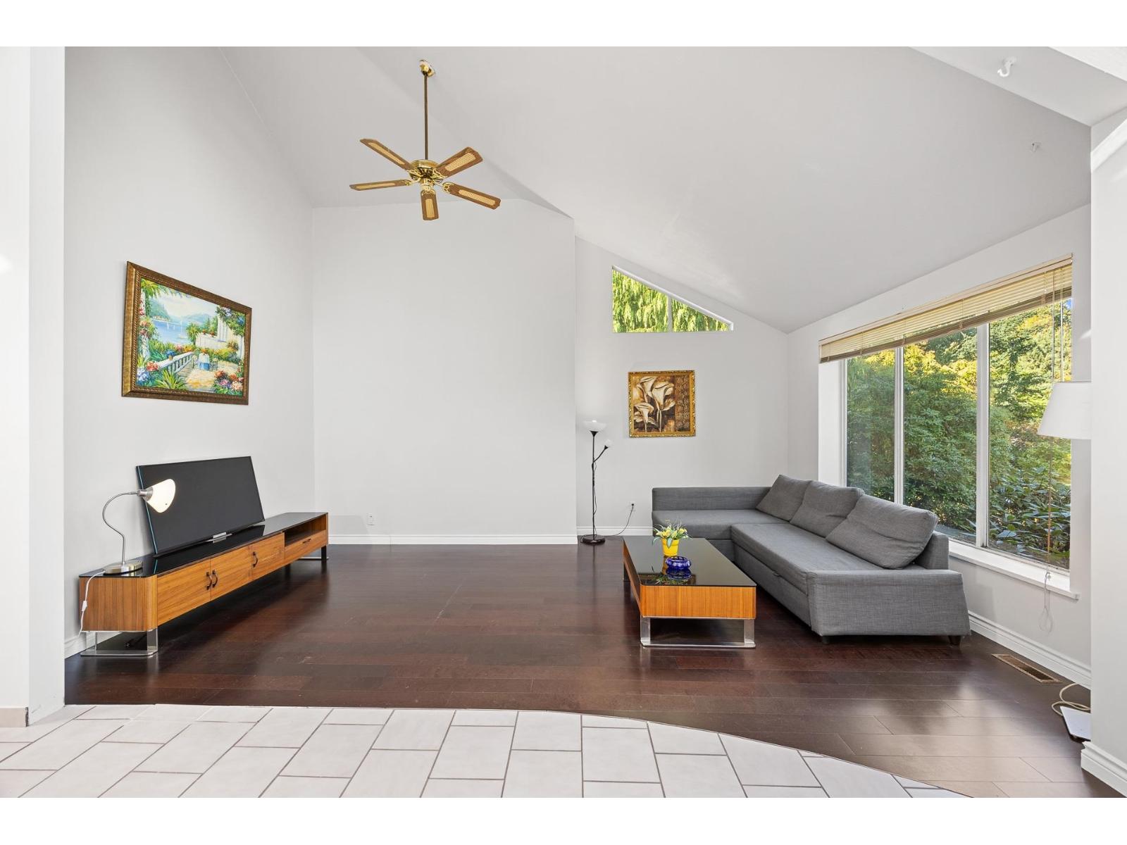 17138 26a Avenue, Surrey, British Columbia  V3Z 0B3 - Photo 3 - R3055888