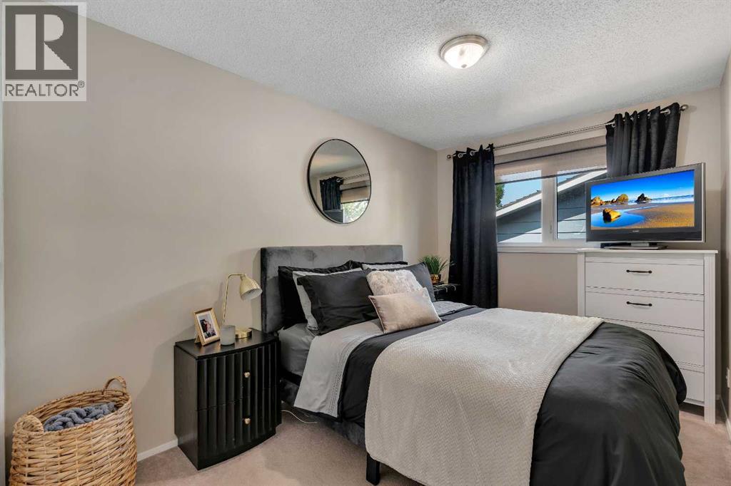 415 Midridge Drive Se, Calgary, Alberta  T2X 1B1 - Photo 17 - A2257483