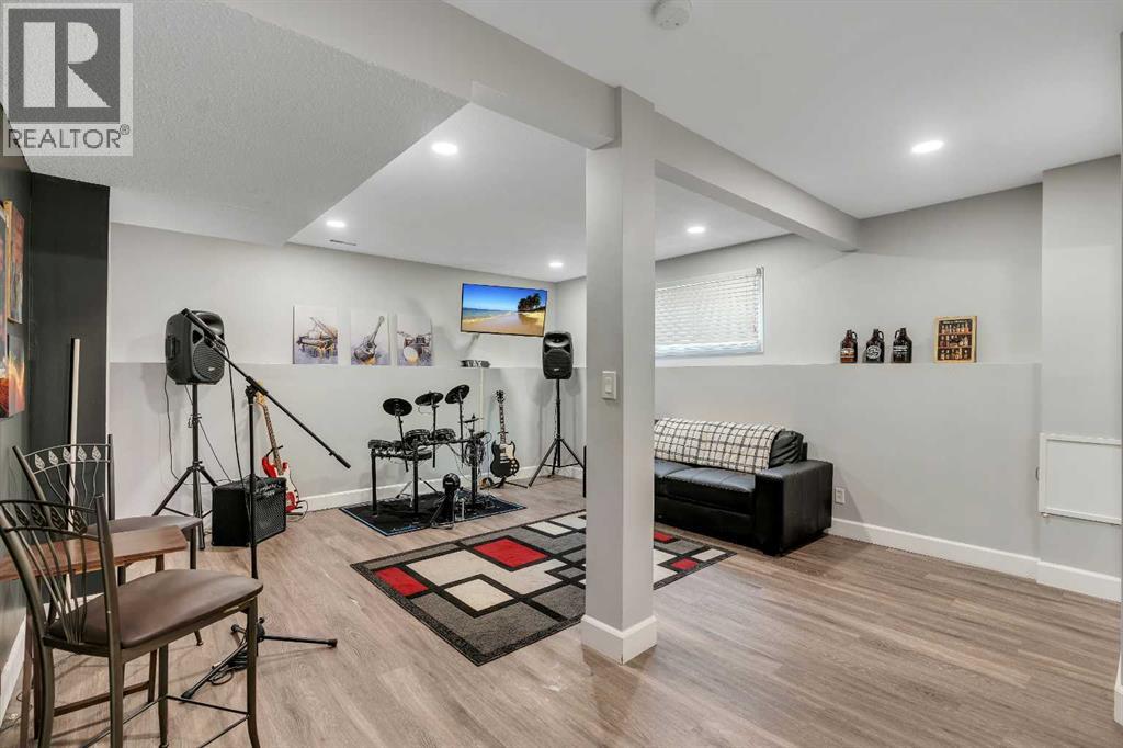 415 Midridge Drive Se, Calgary, Alberta  T2X 1B1 - Photo 25 - A2257483