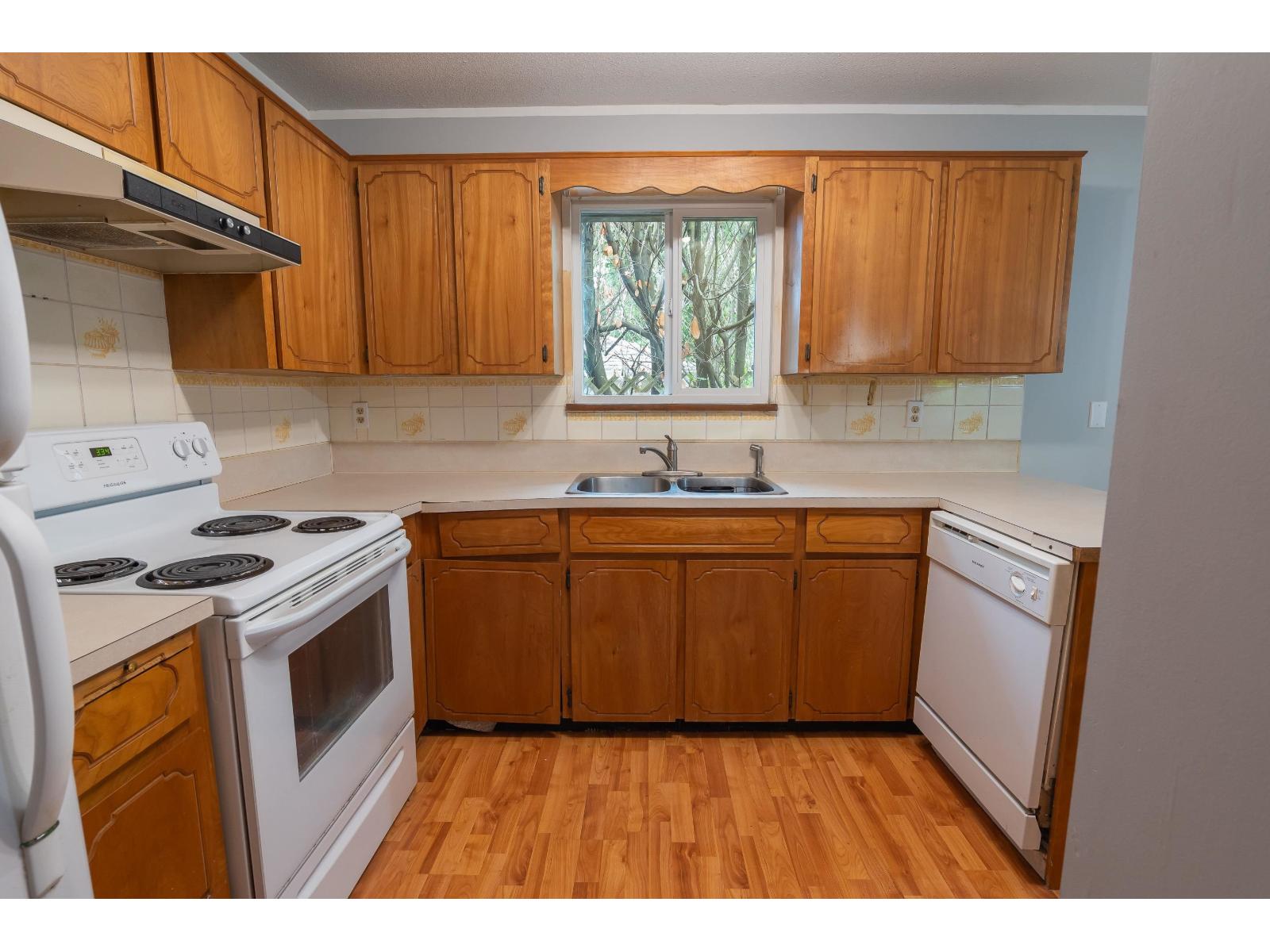 8061 Caribou Street, Mission, British Columbia  V2V 5R1 - Photo 25 - R3055671