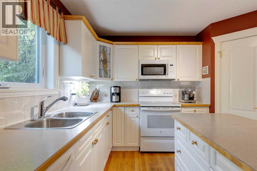 305 Patterson Boulevard Sw, Calgary, Alberta  T3H 3K1 - Photo 10 - A2261138