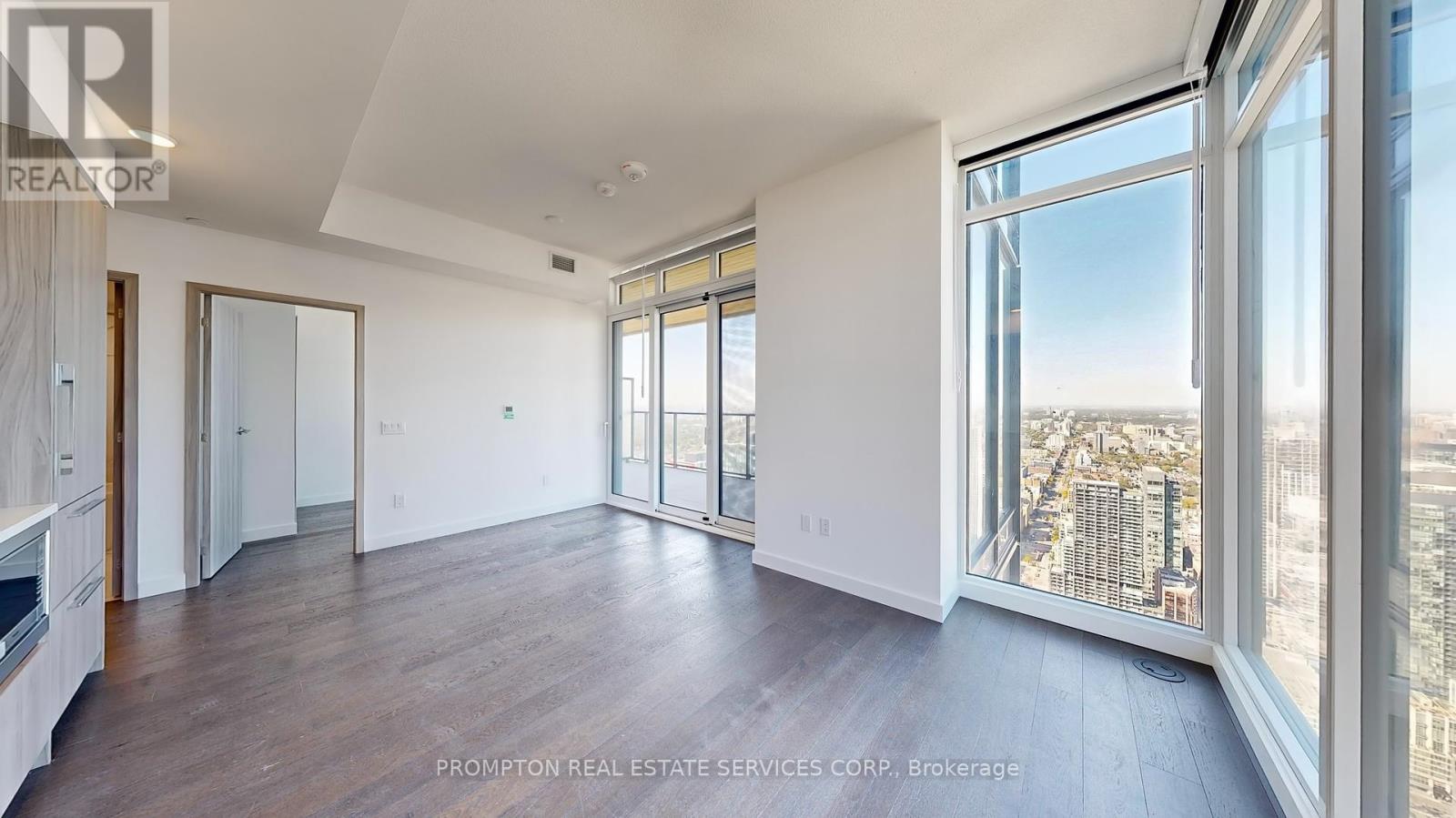 7003 - 3 Concord Cityplace Way, Toronto, Ontario  M5V 0X4 - Photo 7 - C12424775