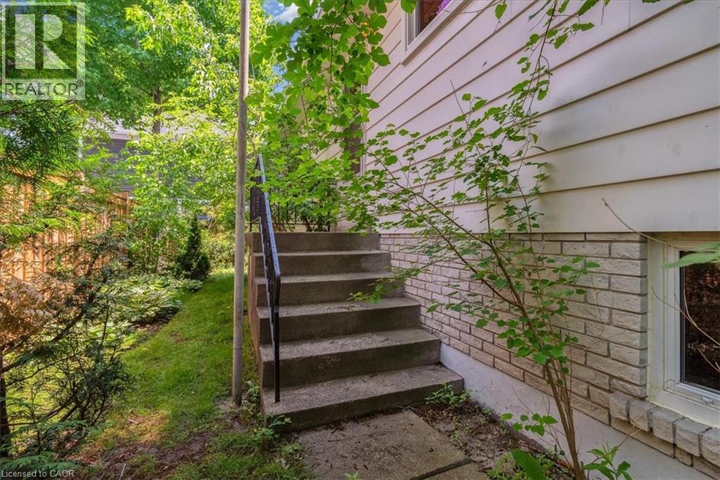 49 Head Street, Oakville, Ontario  L6K 1L4 - Photo 20 - 40776980