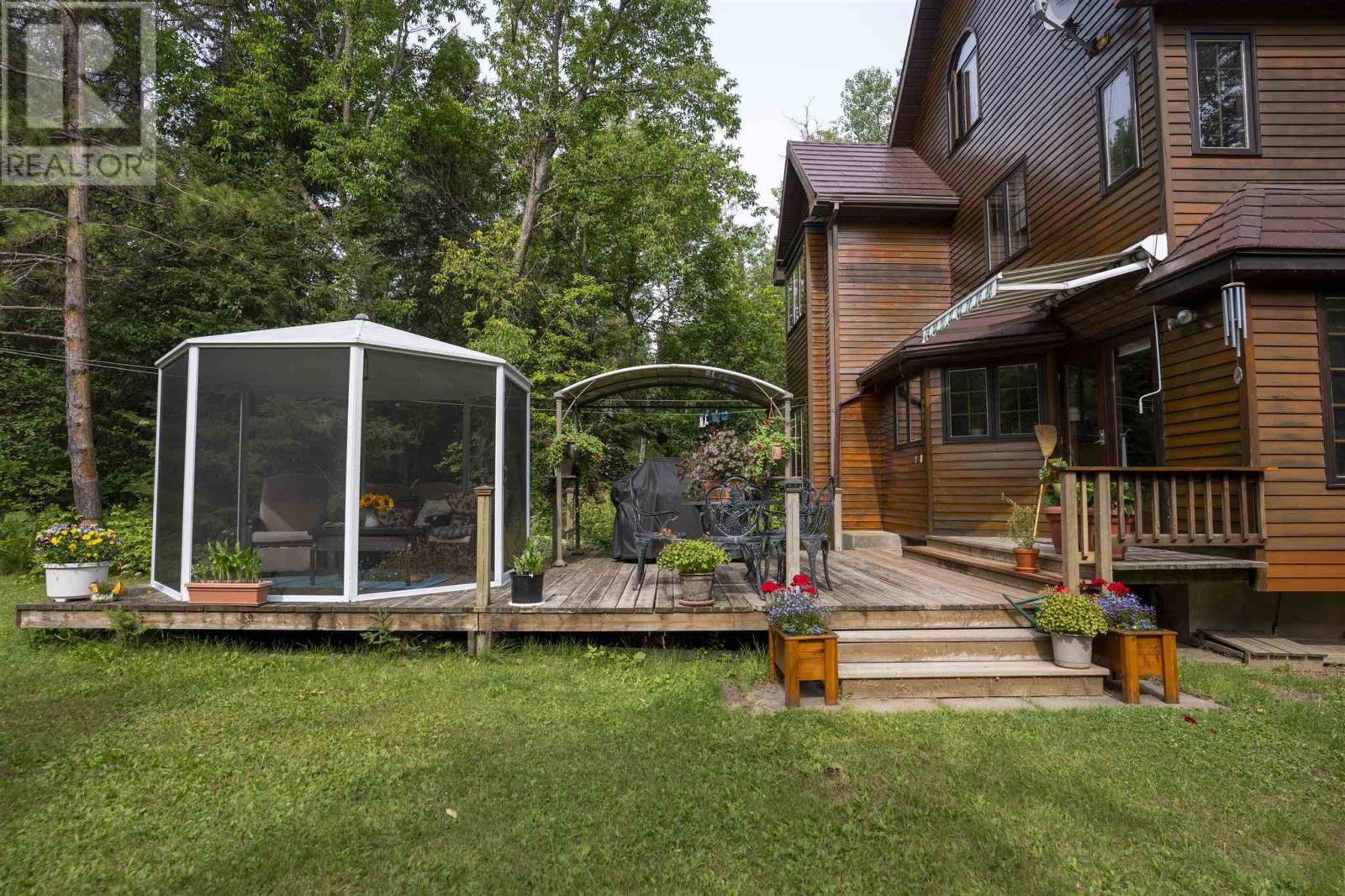 2405 West Riverdale Rd, Thunder Bay, Ontario  P7J 1N5 - Photo 10 - TB253014
