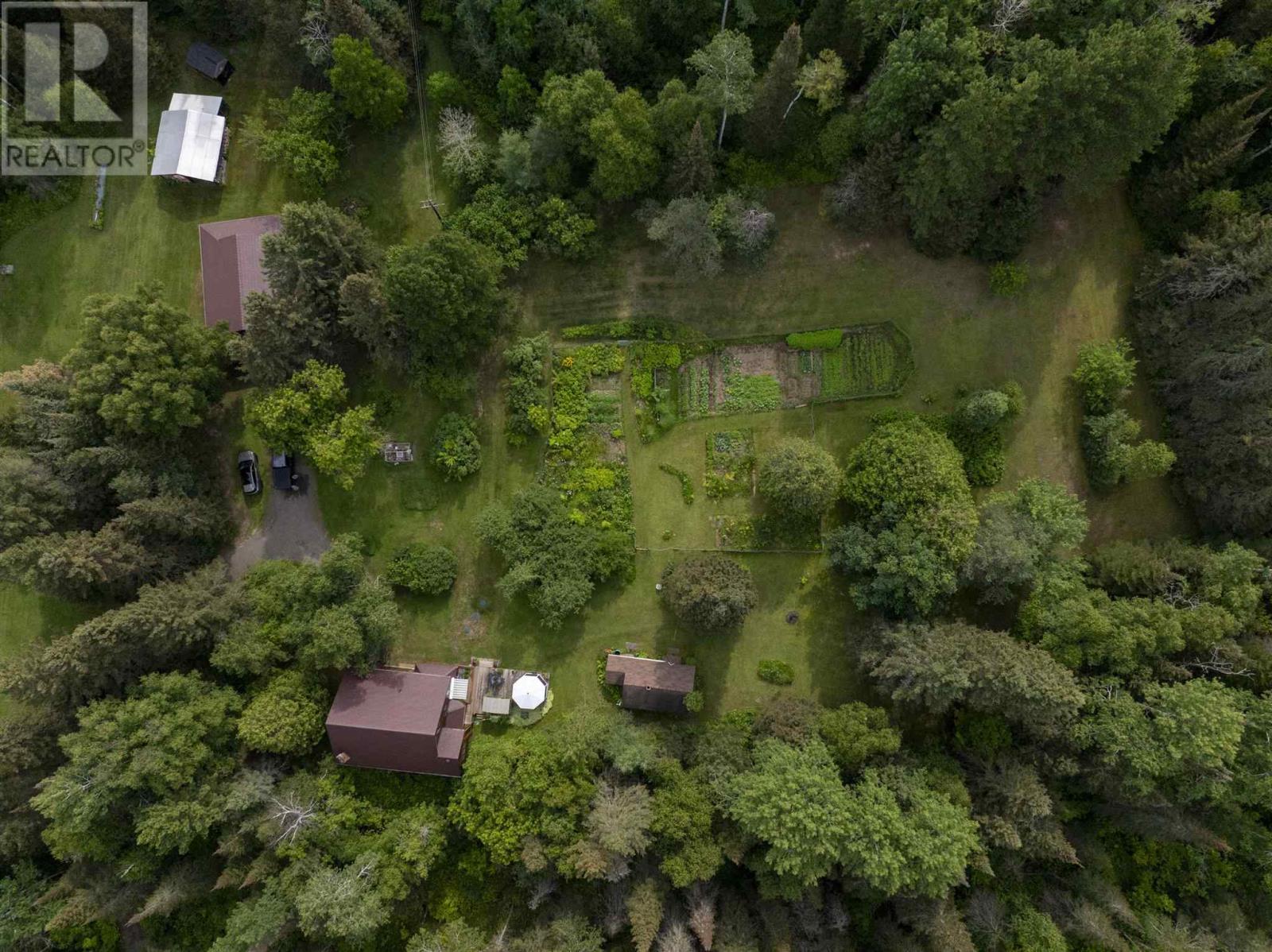 2405 West Riverdale Rd, Thunder Bay, Ontario  P7J 1N5 - Photo 4 - TB253014