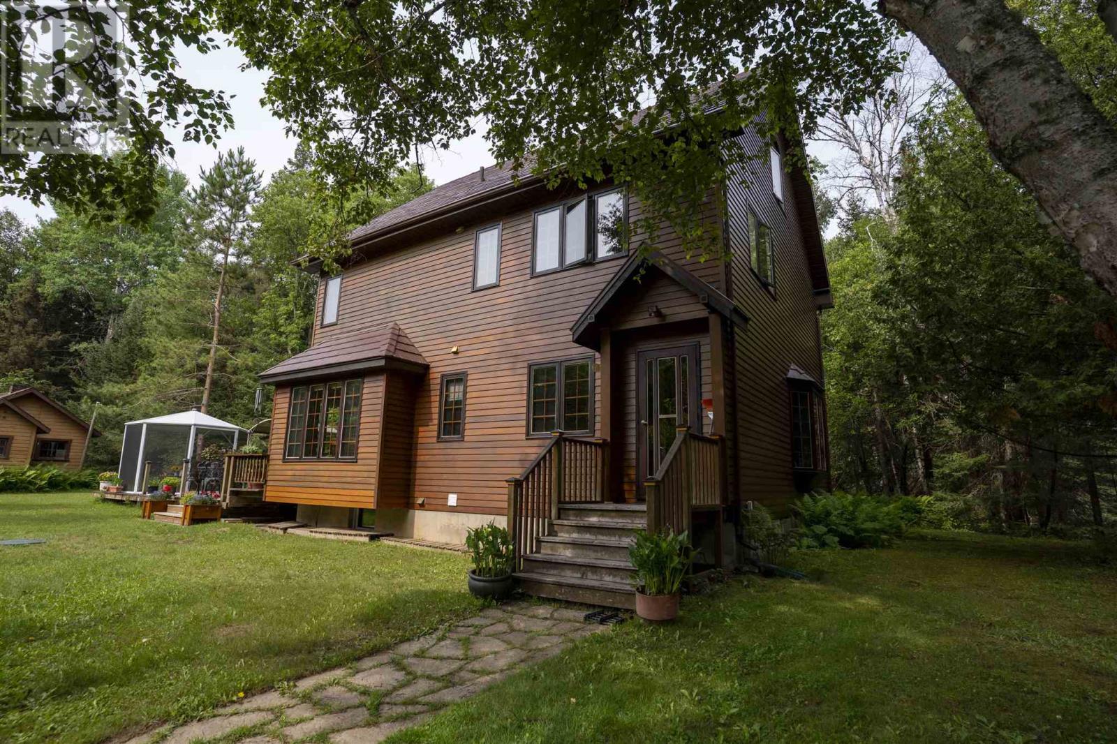 2405 West Riverdale Rd, Thunder Bay, Ontario  P7J 1N5 - Photo 7 - TB253014