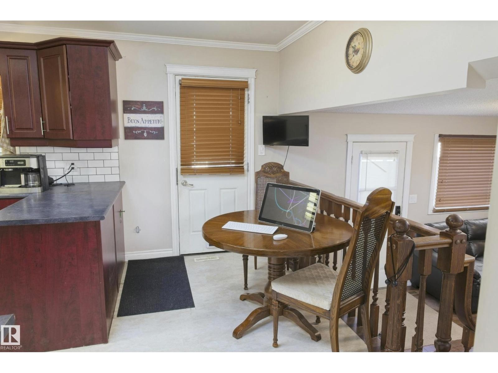 5226 43 St, Barrhead, Alberta  T7N 1J7 - Photo 17 - E4461114