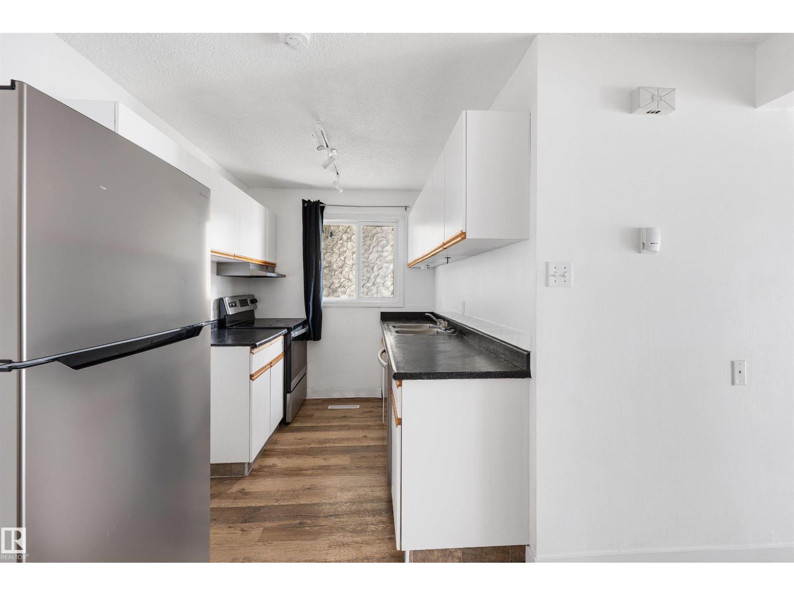 1c Meadowlark Vg Nw, Edmonton, Alberta  T5R 5X3 - Photo 11 - E4461116