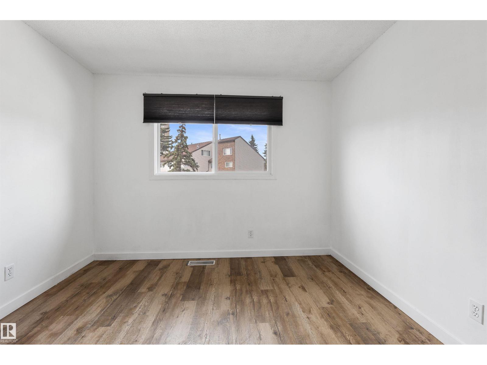 1c Meadowlark Vg Nw, Edmonton, Alberta  T5R 5X3 - Photo 17 - E4461116