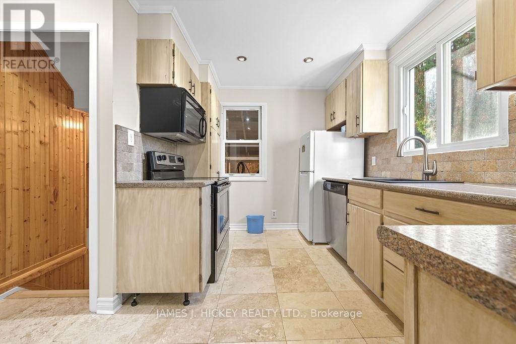 105 Algonquin Street, Deep River, Ontario  K0J 1P0 - Photo 10 - X12449300