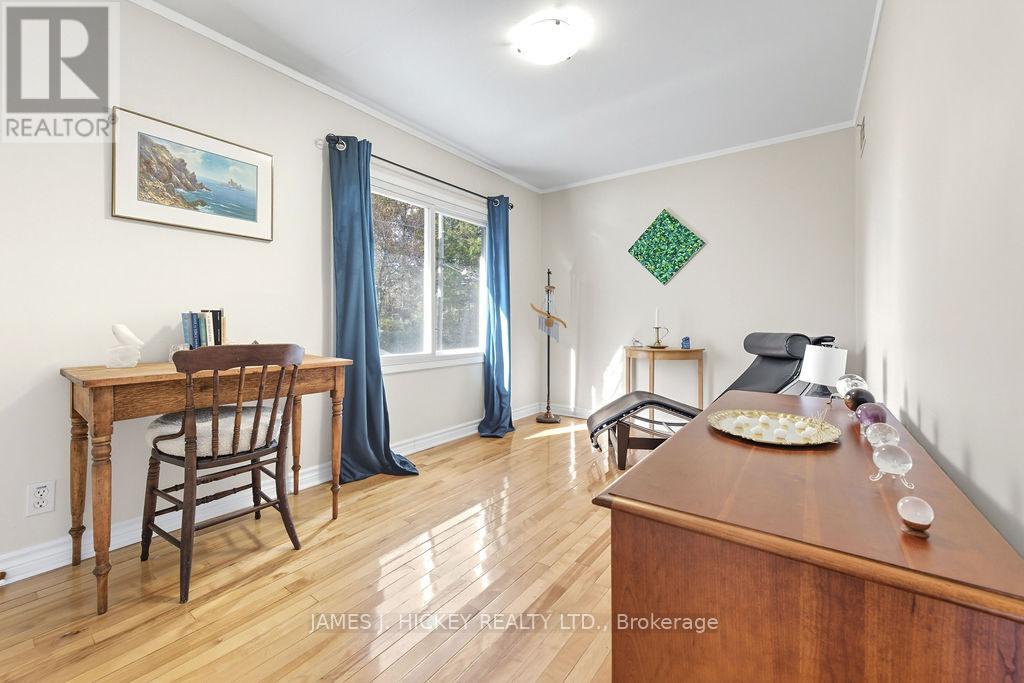 105 Algonquin Street, Deep River, Ontario  K0J 1P0 - Photo 17 - X12449300