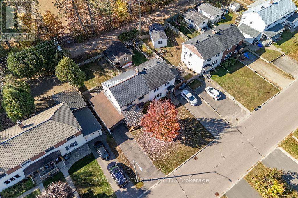105 Algonquin Street, Deep River, Ontario  K0J 1P0 - Photo 37 - X12449300
