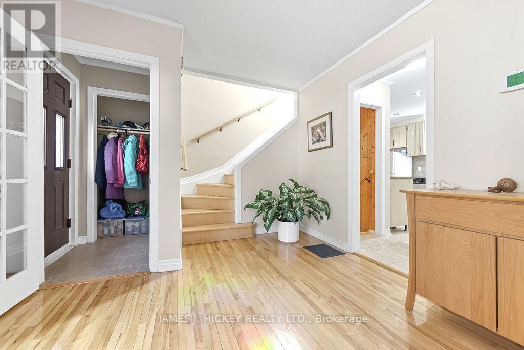 105 Algonquin Street, Deep River, Ontario  K0J 1P0 - Photo 7 - X12449300