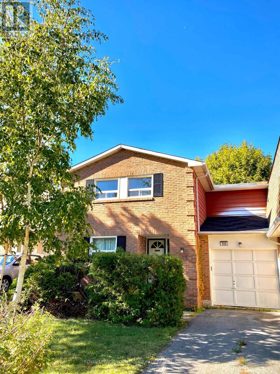 108 ORCHARD HEIGHTS BOULEVARD, Aurora, Ontario