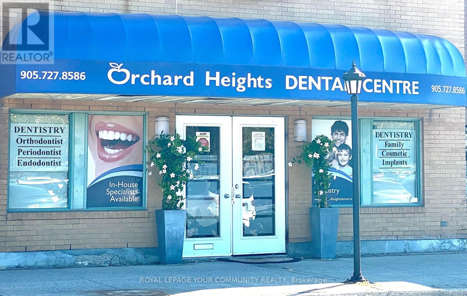 108 Orchard Heights Boulevard, Aurora, Ontario  L4G 2Z9 - Photo 4 - N12449026
