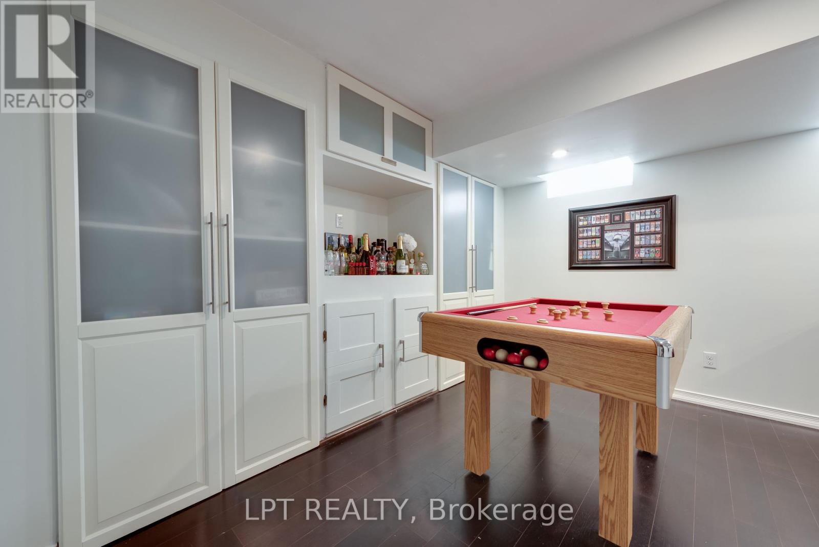11 Lookout Street, Essa, Ontario  L0M 1B4 - Photo 21 - N12449084