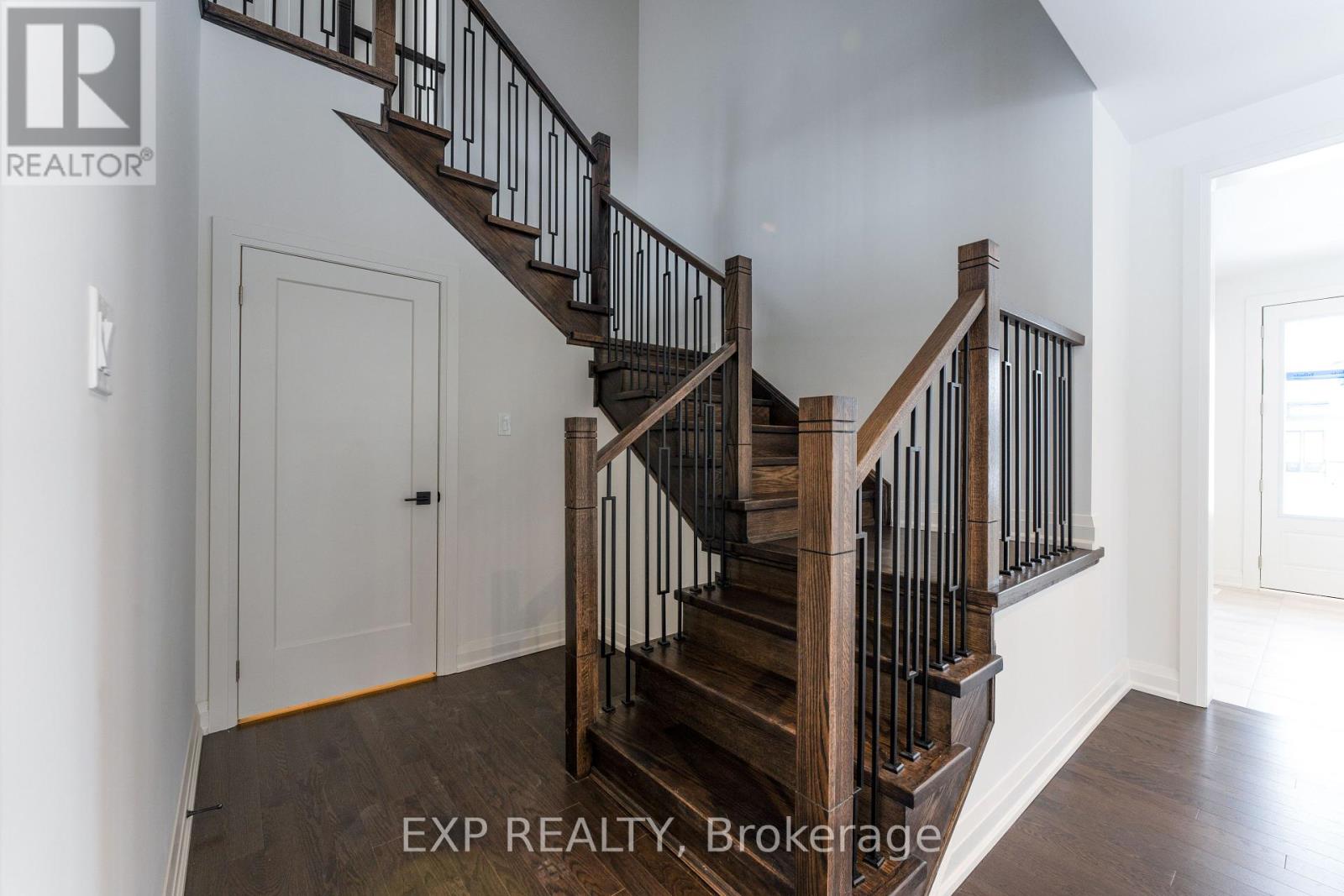 5 Mayflower Gardens, Adjala-Tosorontio, Ontario  L0G 1W0 - Photo 19 - N12449189