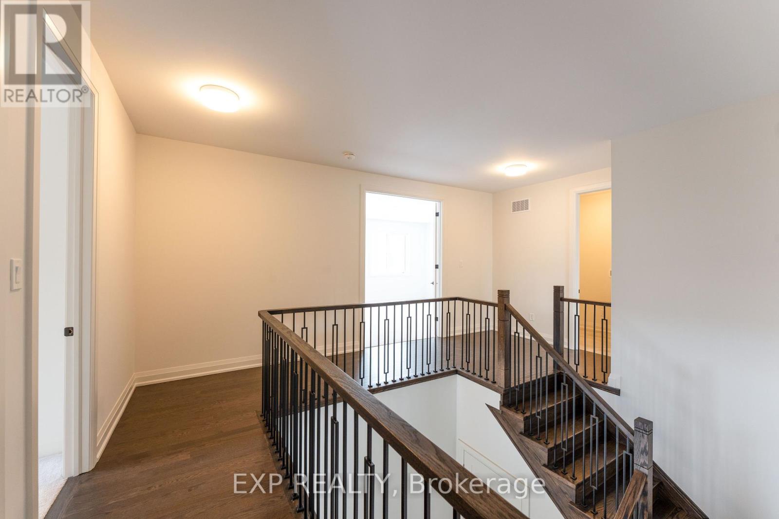 5 Mayflower Gardens, Adjala-Tosorontio, Ontario  L0G 1W0 - Photo 20 - N12449189
