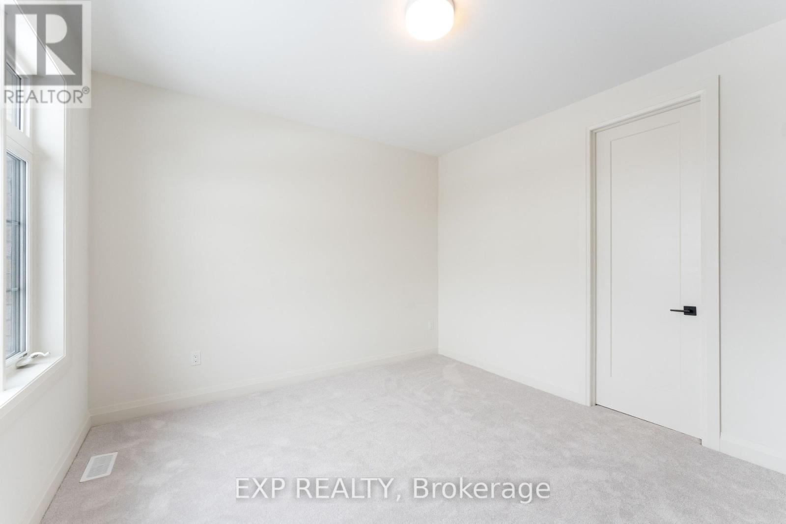 5 Mayflower Gardens, Adjala-Tosorontio, Ontario  L0G 1W0 - Photo 23 - N12449189