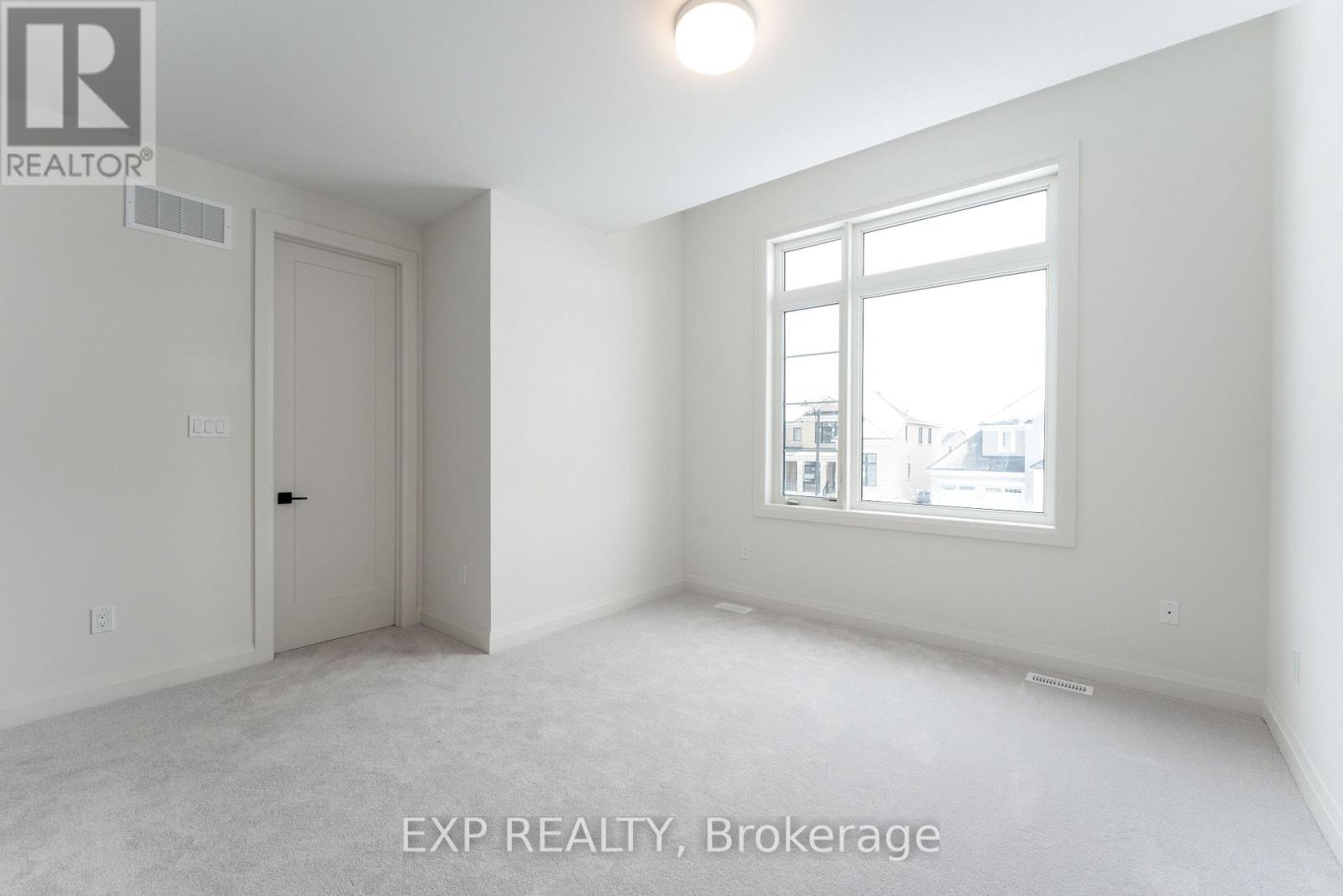 5 Mayflower Gardens, Adjala-Tosorontio, Ontario  L0G 1W0 - Photo 30 - N12449189