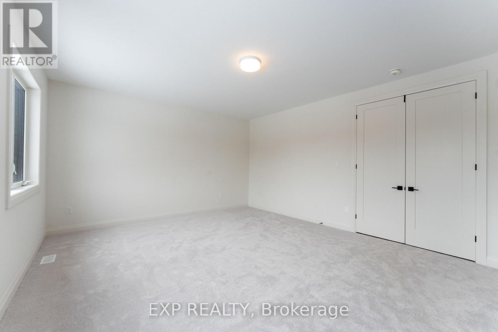 5 Mayflower Gardens, Adjala-Tosorontio, Ontario  L0G 1W0 - Photo 34 - N12449189