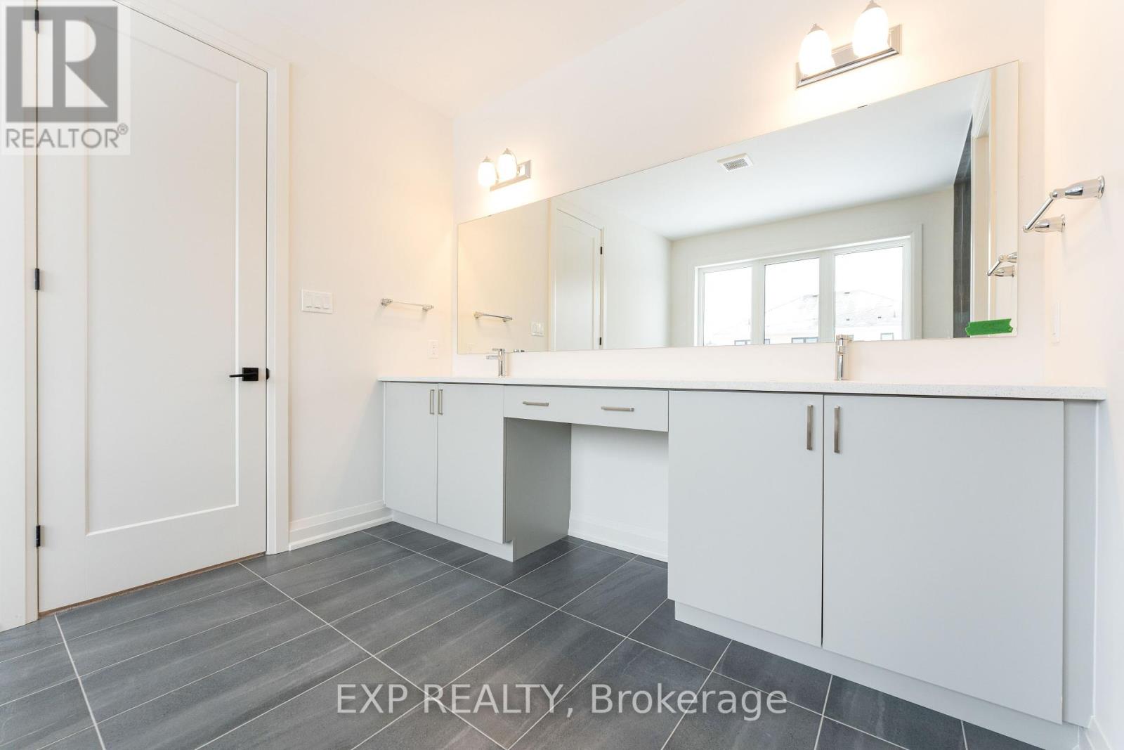 5 Mayflower Gardens, Adjala-Tosorontio, Ontario  L0G 1W0 - Photo 37 - N12449189