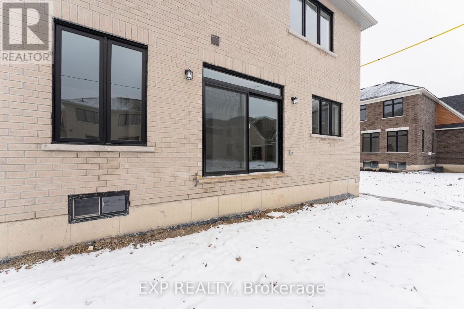 5 Mayflower Gardens, Adjala-Tosorontio, Ontario  L0G 1W0 - Photo 47 - N12449189