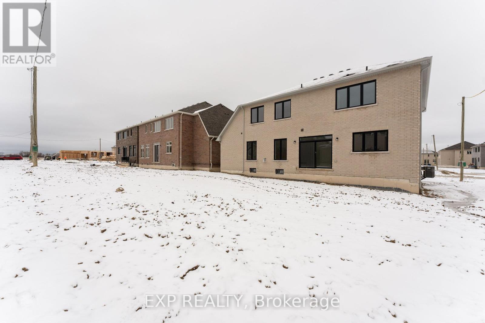 5 Mayflower Gardens, Adjala-Tosorontio, Ontario  L0G 1W0 - Photo 48 - N12449189