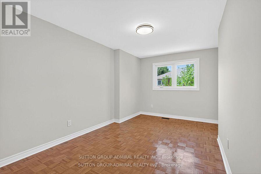 43 Keremeos Crescent, Richmond Hill, Ontario  L4C 9R9 - Photo 27 - N12449203